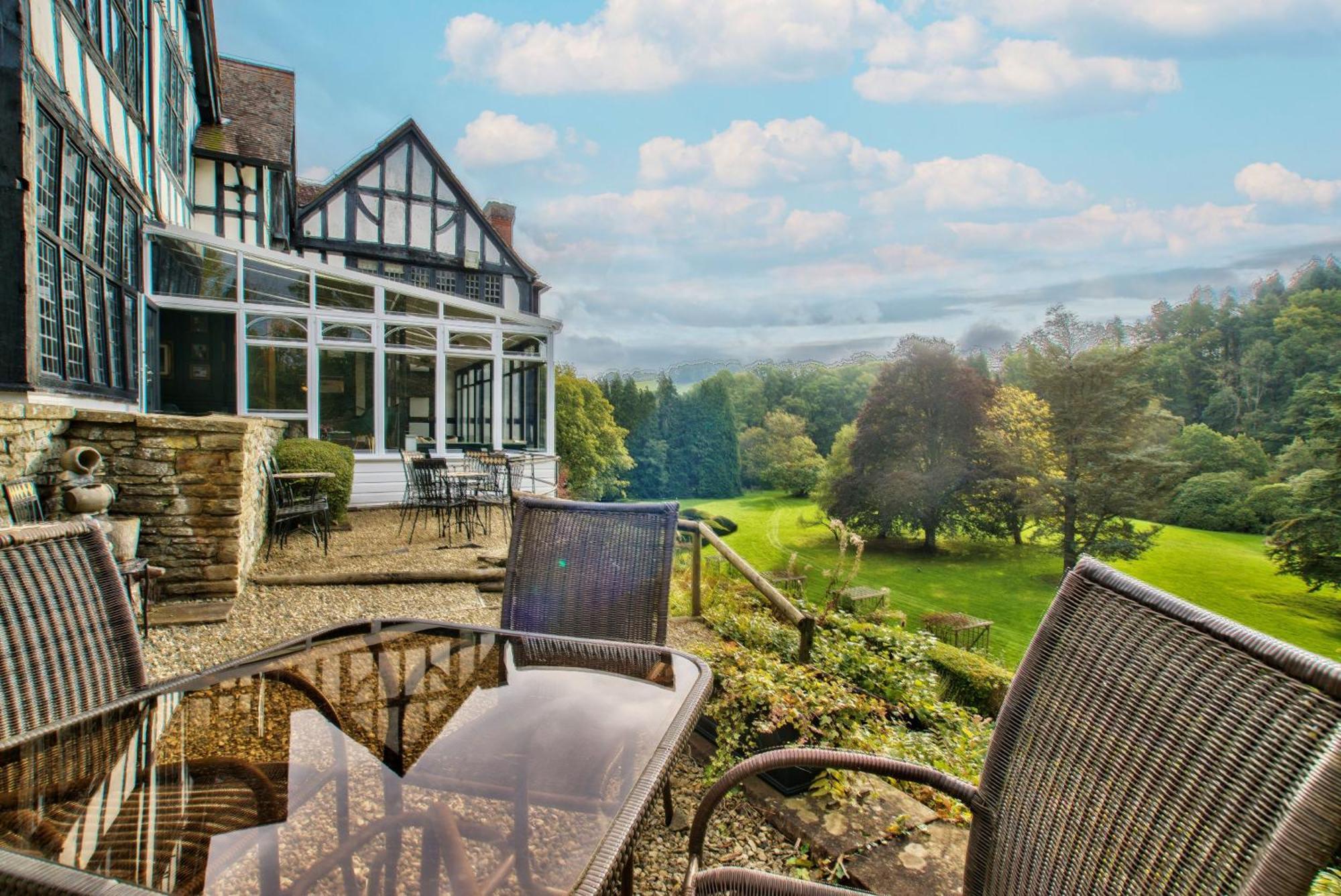 Вилла Caer Beris Manor By Group Retreats Билт-Уэлс Экстерьер фото